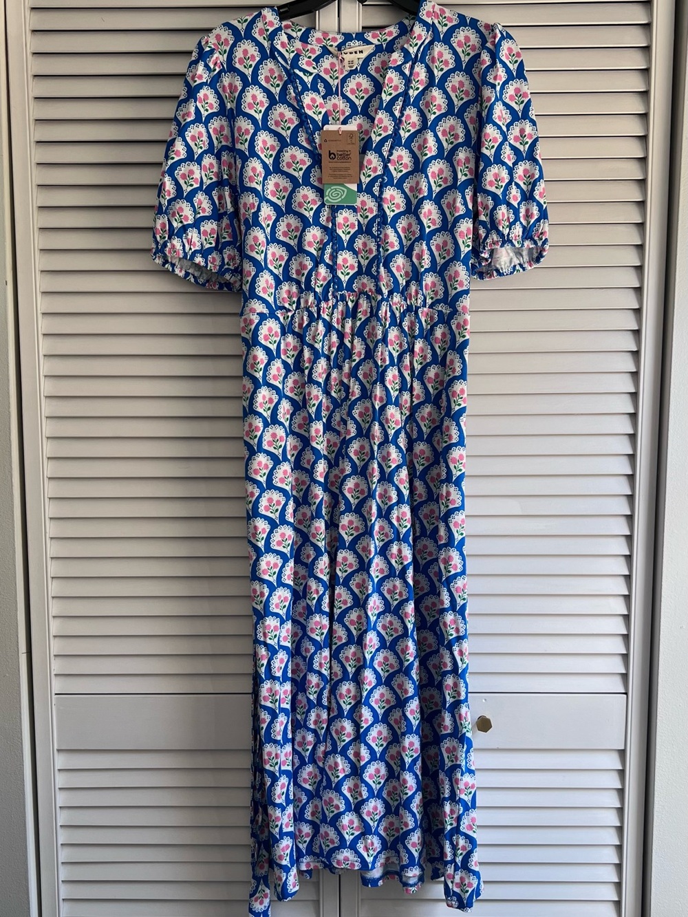 NWT Sofia Trim Jersey Midi Dress 
Blue Floral Midi Dress with Pink Accents